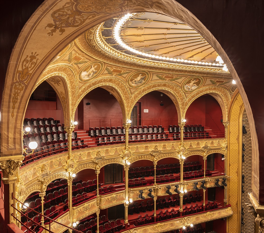 Le Théâtre du Châtelet Forum Opéra.